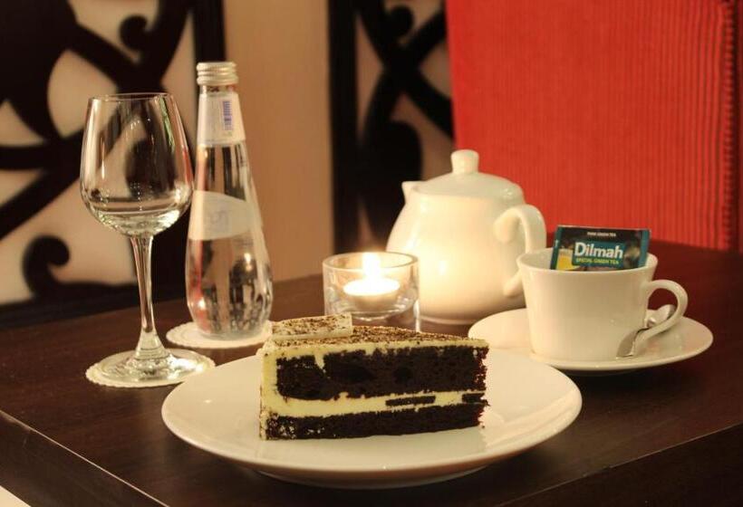 Home Inn Hotel Suites