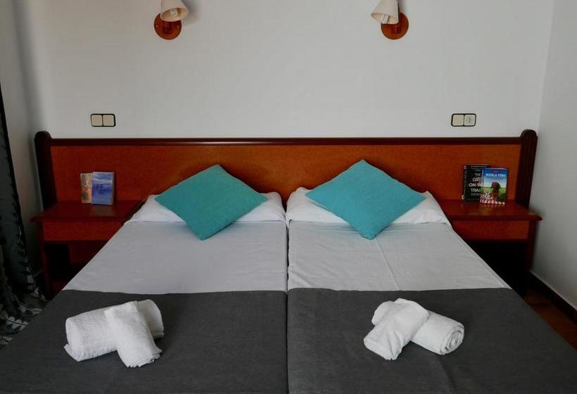 Hostal De La Caravel.la