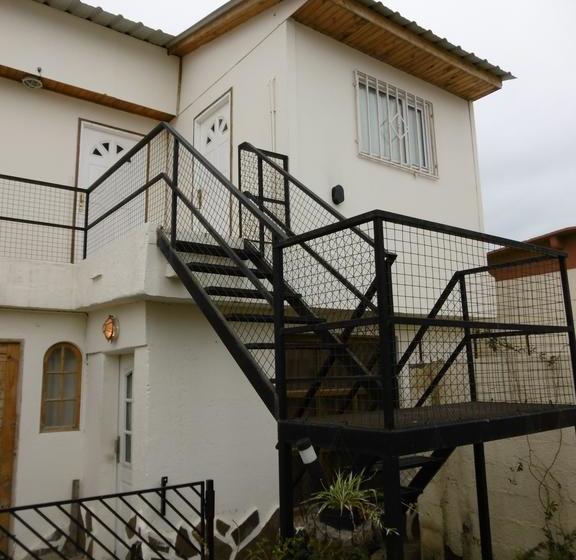 Hostel La Casa De Tounens