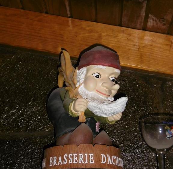 Hostel La Casa De Tounens