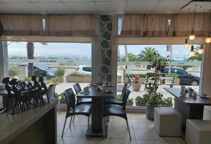 Отель Adriatico