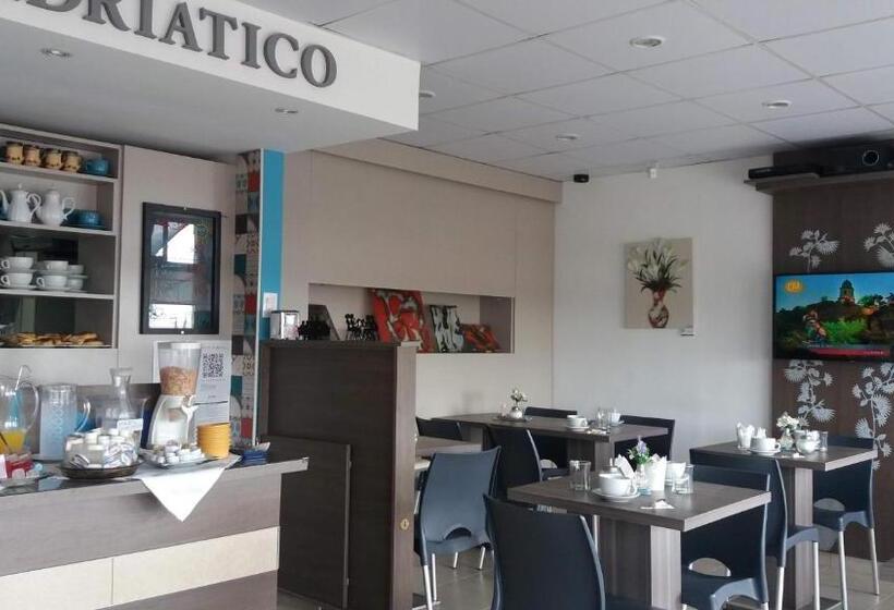 Отель Adriatico