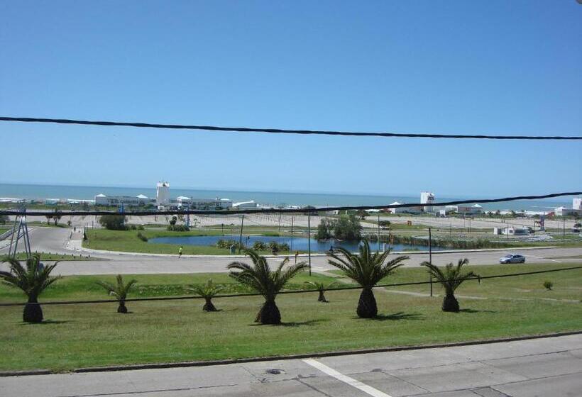 Отель Adriatico