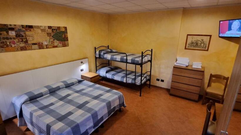 Отель Albergo Etrusco