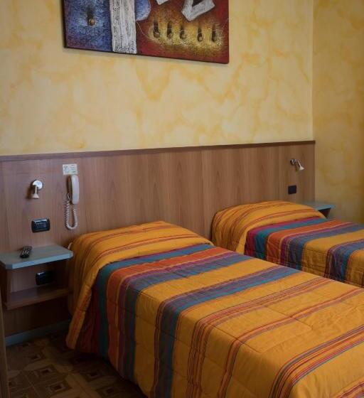 Отель Albergo Etrusco