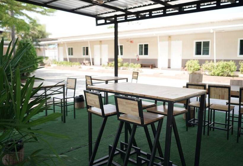 فندق Baan Sabuy Jung