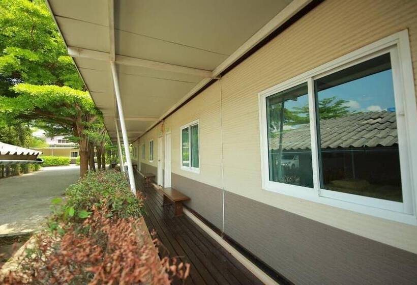 酒店 Baan Sabuy Jung