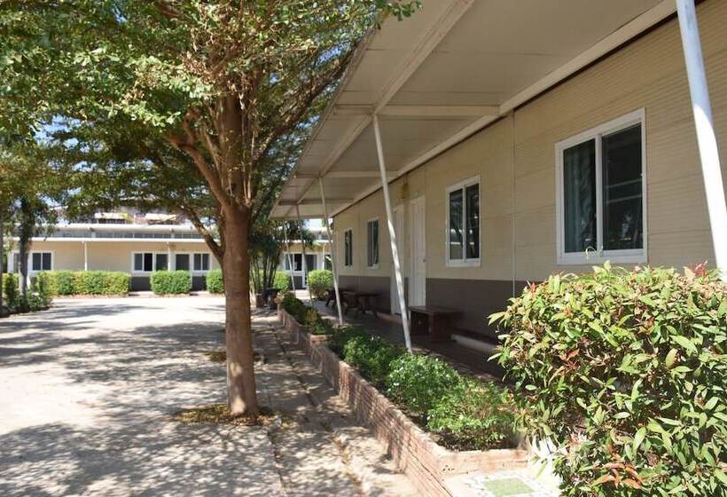 فندق Baan Sabuy Jung