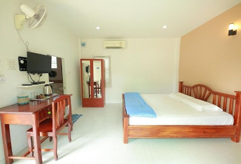 فندق Baan Sabuy Jung