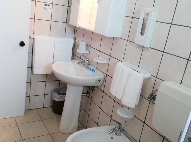 בית מלון כפרי Baia Del Cigno