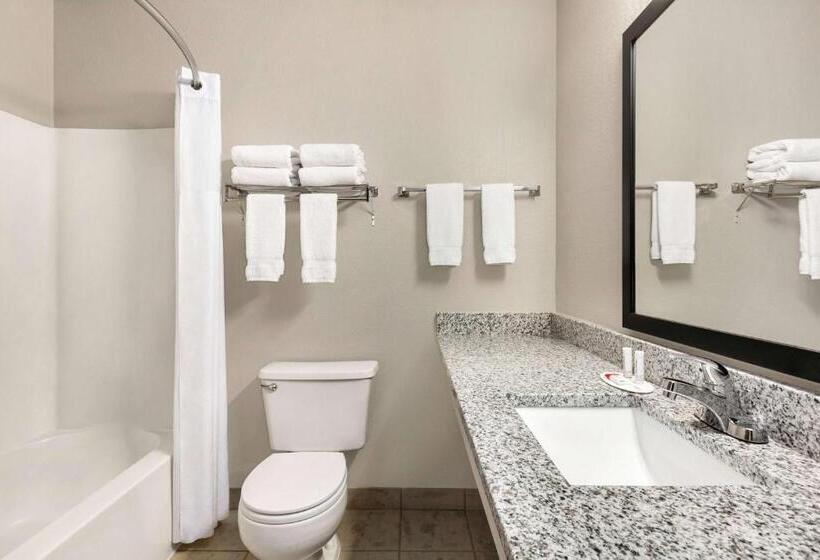 فندق Baymont By Wyndham Whitefish