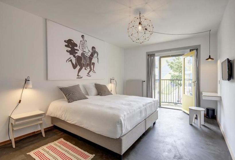 Hotel Bed And Breakfast Zuid Oost Heesterveld / Bnb Zoh