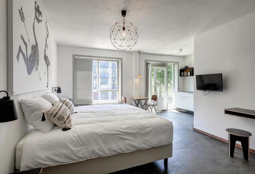 Hotel Bed And Breakfast Zuid Oost Heesterveld / Bnb Zoh