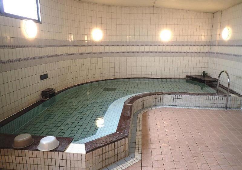 فندق Castle Inn Komaki