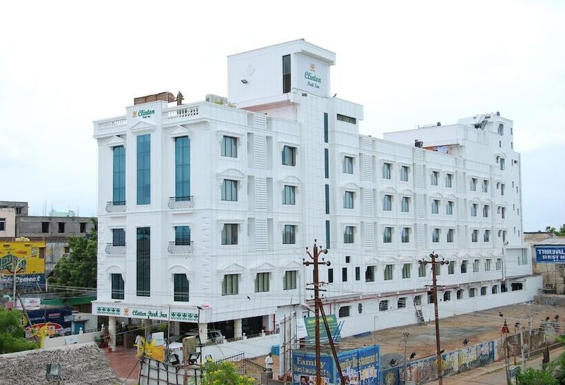 فندق Clinton Park Inn