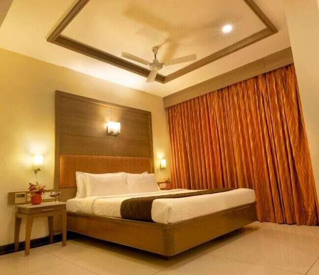 فندق Clinton Park Inn