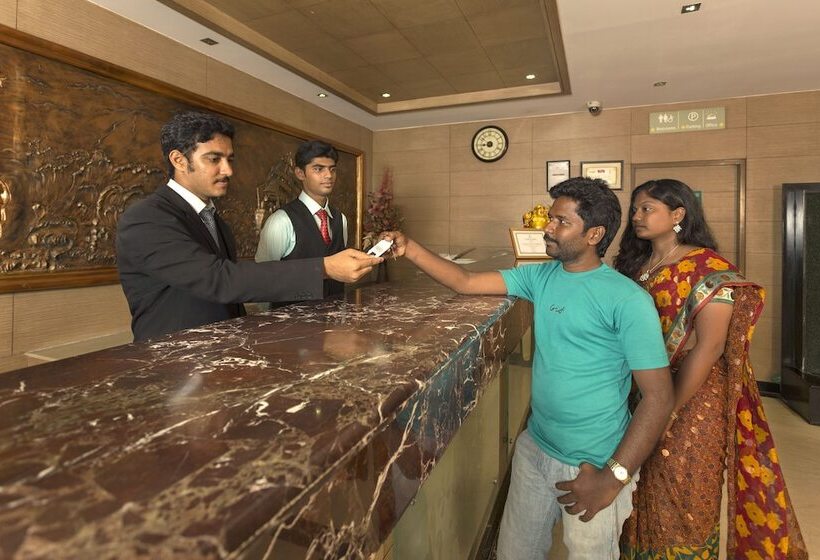 酒店 Clinton Park Inn