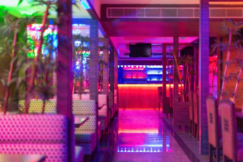 فندق Clinton Park Inn