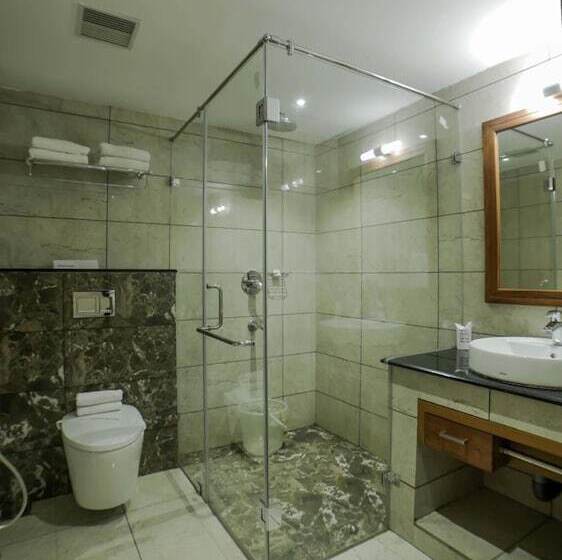 فندق Dass Continental