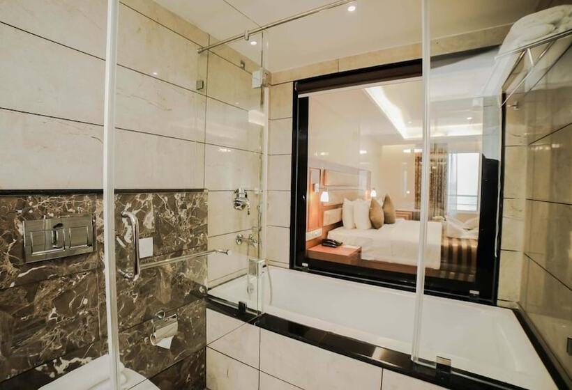 فندق Dass Continental