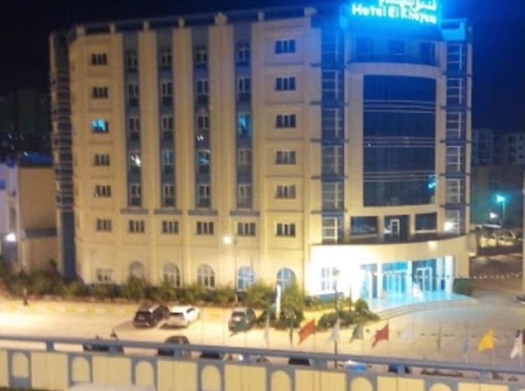Szálloda El Khayem
