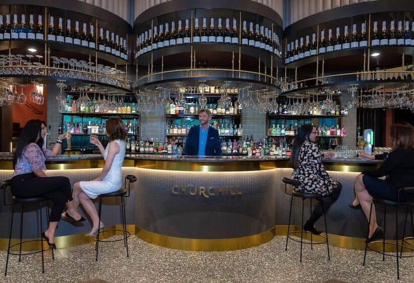 Отель Four Points By Sheraton Auckland