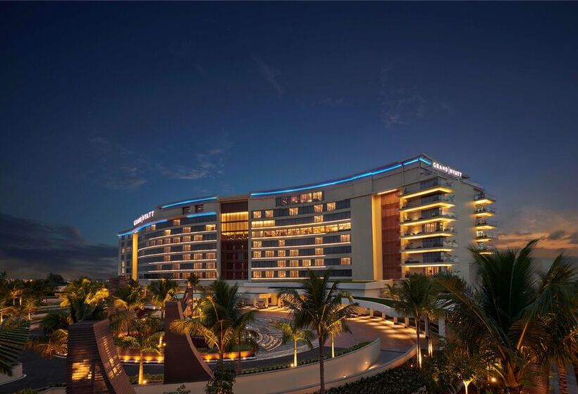 هتل Grand Hyatt Kochi Bolgatty