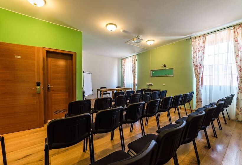 هتل Guesthouse Bistra