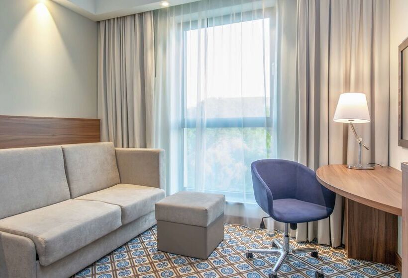 ホテル Hampton By Hilton Oswiecim