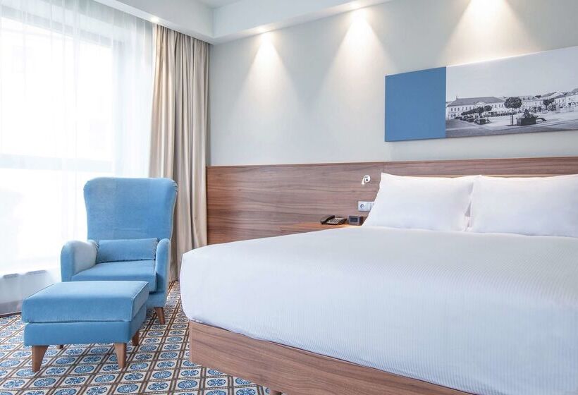 בית מלון כפרי Hampton By Hilton Oswiecim