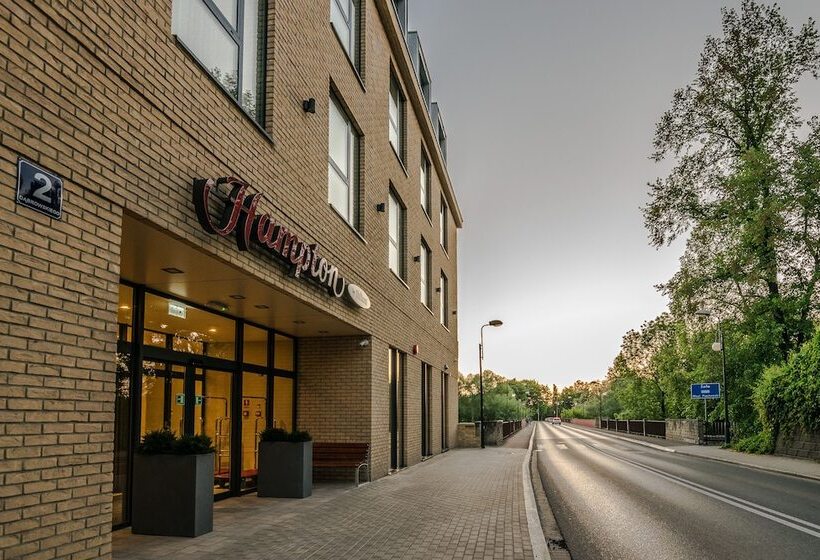 בית מלון כפרי Hampton By Hilton Oswiecim