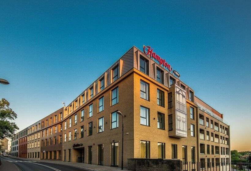 ホテル Hampton By Hilton Oswiecim