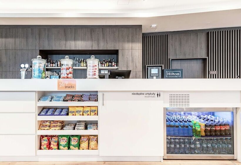 ホテル Hampton By Hilton Oswiecim
