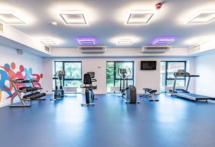 בית מלון כפרי Hampton By Hilton Oswiecim