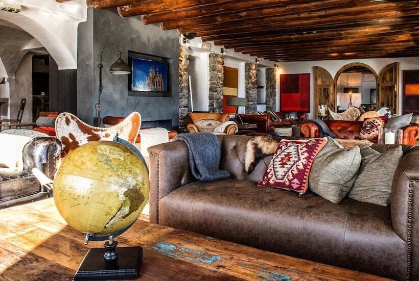 فندق Hôtel Courcheneige