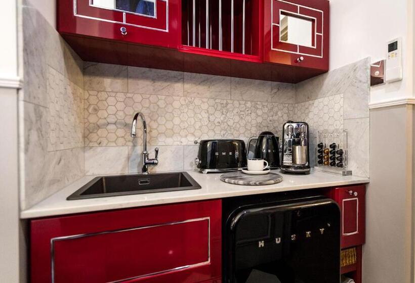 ホテル Josephines Luxury Accommodation