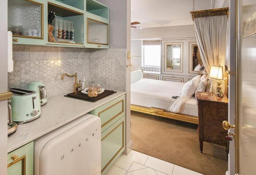 ホテル Josephines Luxury Accommodation