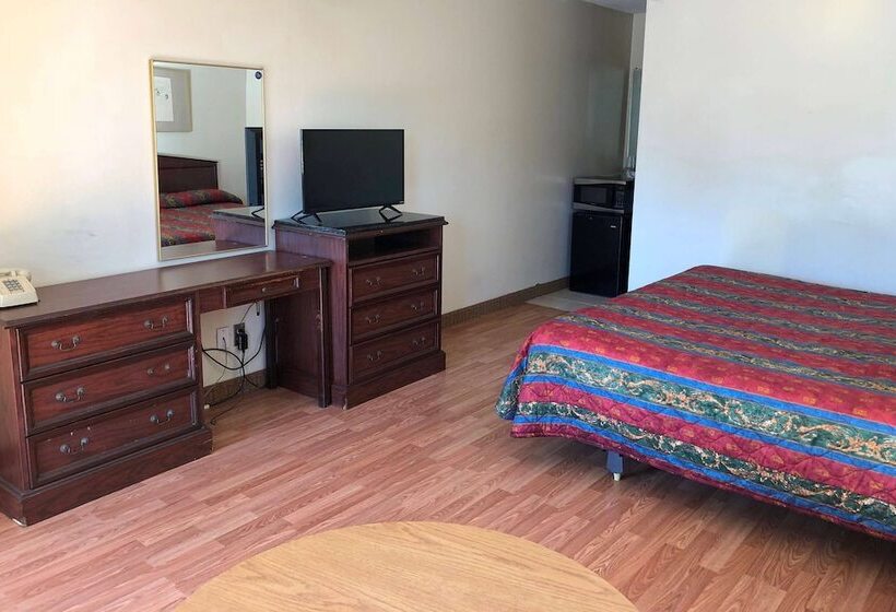 Отель Knights Inn Selma