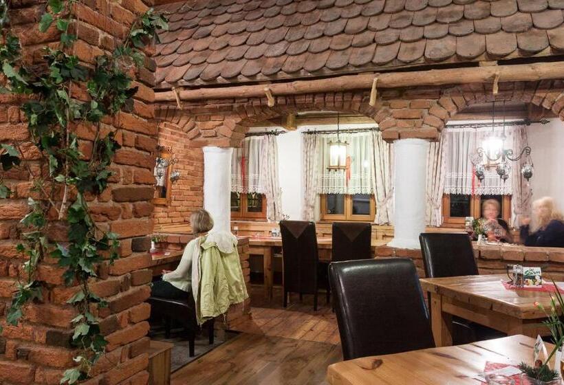 Отель & Kurpension Weiss