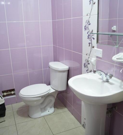 هتل Los Gladiolos