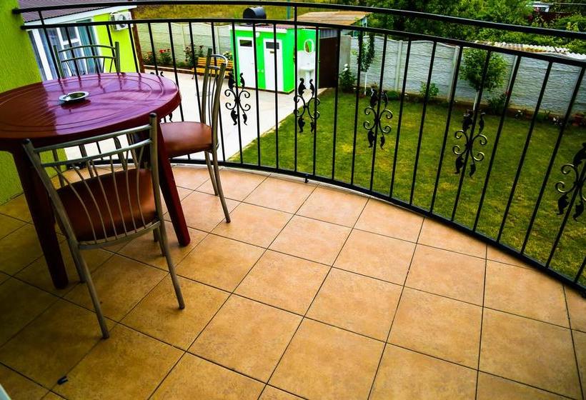 فندق Lyubavushka