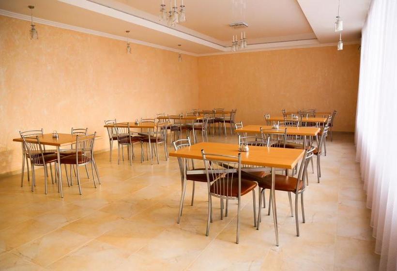 فندق Lyubavushka