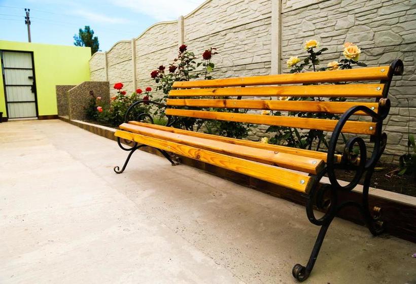 فندق Lyubavushka