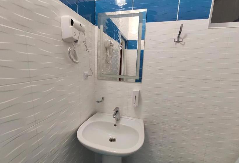 فندق Lyubavushka