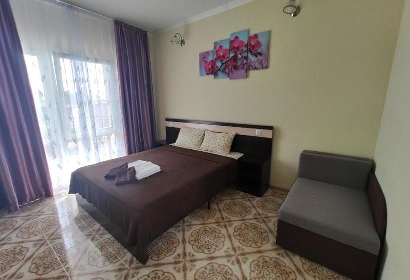 فندق Lyubavushka