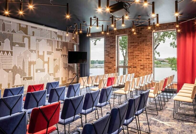 هتل Mercure Kaliningrad