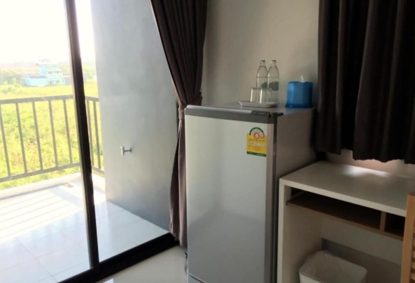 בית מלון כפרי Promsook Apartment