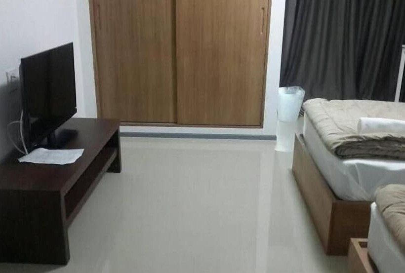 בית מלון כפרי Promsook Apartment