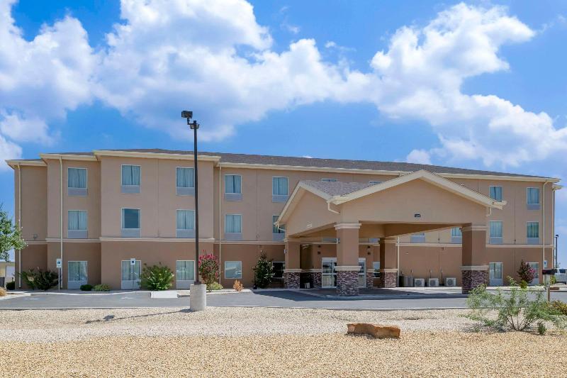فندق Quality Inn & Suites Carlsbad Caverns Area