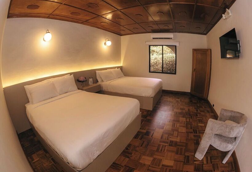 בית מלון כפרי Rebequet